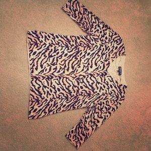 Print Jones New York Sweater!